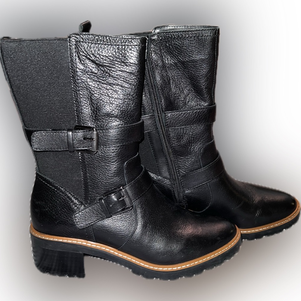 Naturalizer Tex, All-day mid shaft boot ,flexible back goring Black Rubber sole,